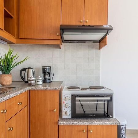 Urban Apt Next University 4 イラクリオン エクステリア 写真