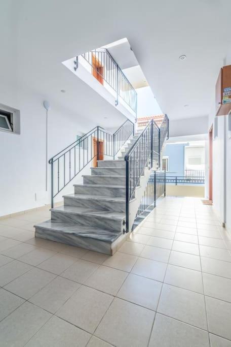 Urban Apt Next University 4 イラクリオン エクステリア 写真